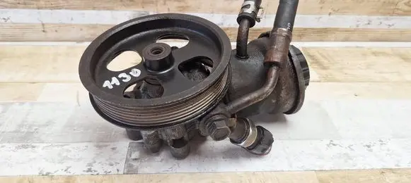Toyota Corolla Verso AR10 Power steering pump