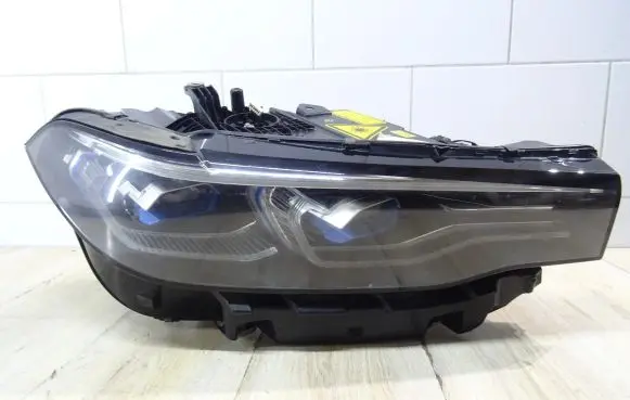 BMW M6 Headlight/headlamp A8948180210LL