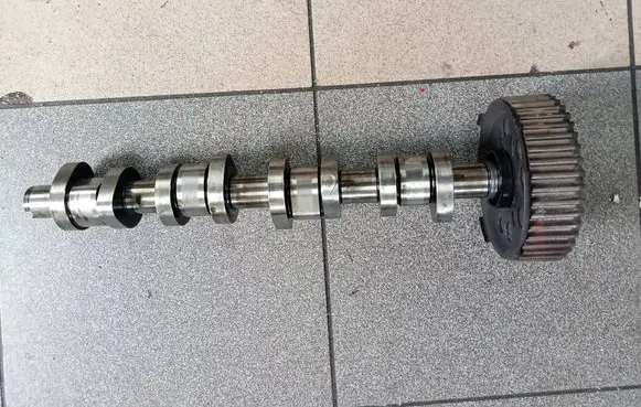 Seat Leon (1P) Camshaft 000