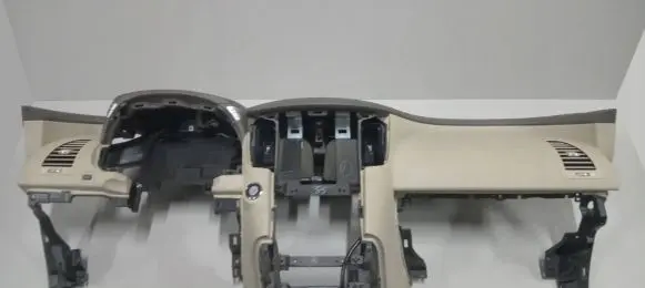 Infiniti QX70 S51 Dashboard trim 68200-1CA2A