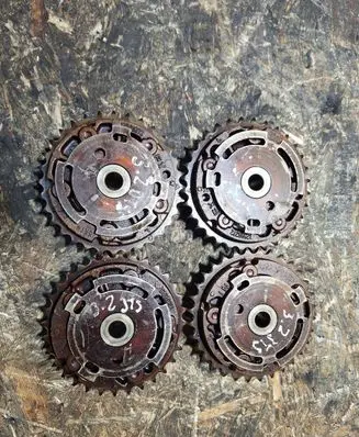 Alfa Romeo Brera Camshaft pulley/ VANOS 12588273 12588272