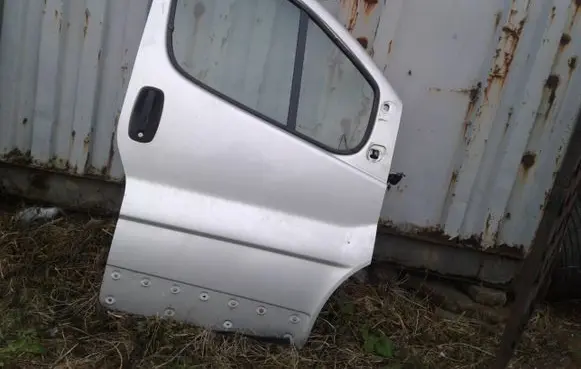 Renault Trafic II (X83) Door (2 Door Coupe) 