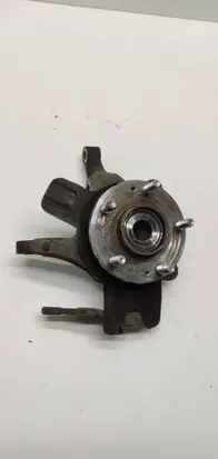 KIA Carens III Front wheel hub