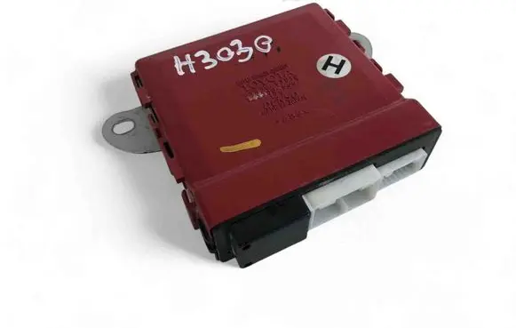 Lexus IS 220D-250-350 Other control units/modules 8943053010