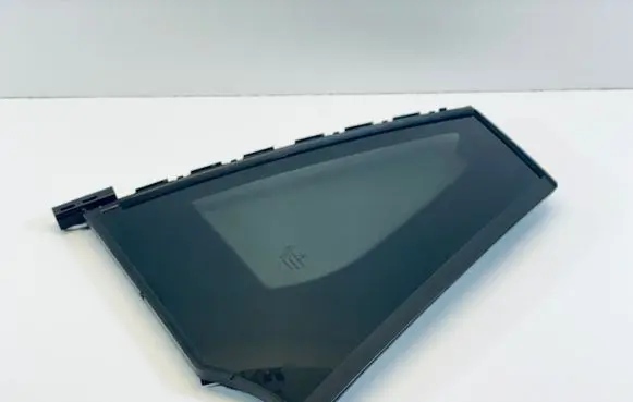 Rear vent window glass