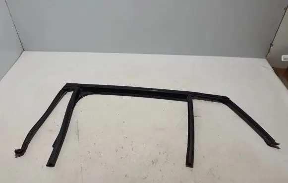 Mercedes-Benz GLC C253 Rubber seal rear door A2537352100