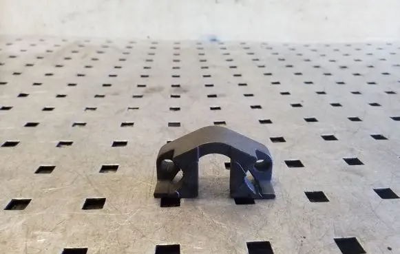 BMW X3 E83 Fuel Injector clamp holder
