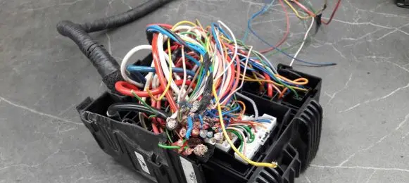 KIA Sportage Fuse box set 91950-2s010