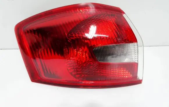 Ford Kuga I Rear/tail lights 8V4113405AH