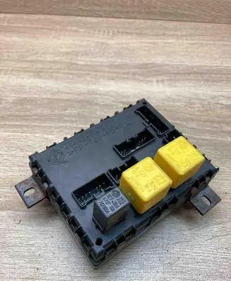 Alfa Romeo 156 Fuse module 46447809 A223