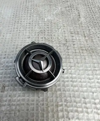 Mercedes-Benz C W205 Front door high frequency speaker A2228202200 2200