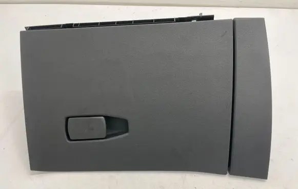 BMW 1 F40 Glove box 7937982 7937984