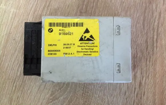 BMW 5 E60 E61 Central console control unit 9169521 80049005