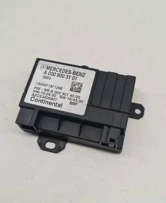 Mercedes-Benz E W212 Fuel injection pump control unit/module A0009003101