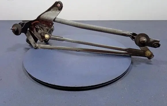 Cadillac DeVille Front wiper linkage and motor 25722394