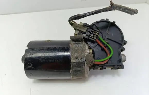 Volkswagen Golf IV Wiper motor 1J1955113A