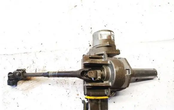 Opel Corsa D Power steering pump 26126352 13290393