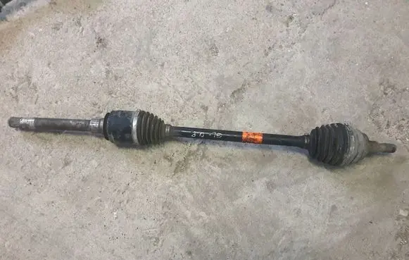 Mercedes-Benz GL X164 Front driveshaft A1643302401