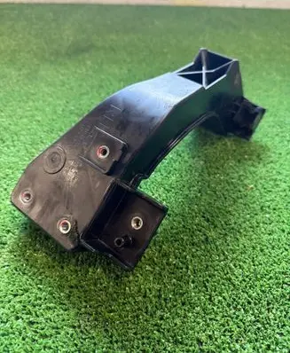 KIA Niro Headlight/headlamp mounting bracket 64127AT000