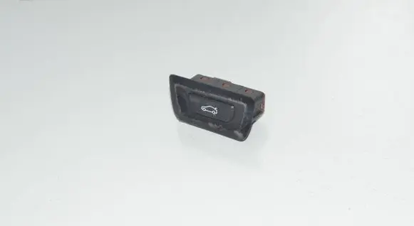 BMW iX Tailgate/boot open switch button 5A1B2F9 61315A1B2F9