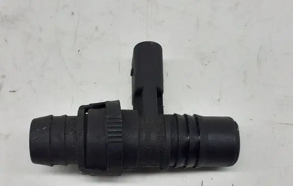 Volkswagen PASSAT B6 Breather heating element 1J0906391B