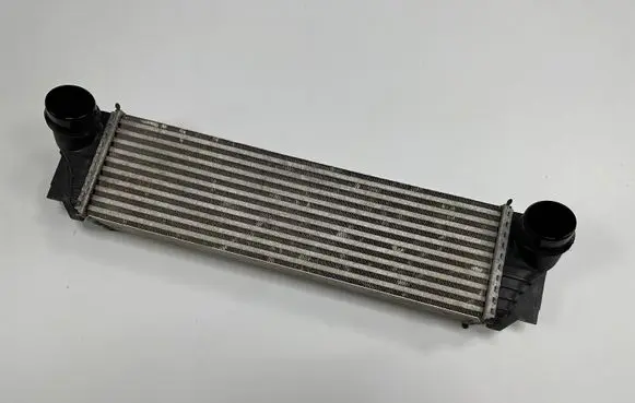 BMW 5 F10 F11 Intercooler radiator 7805629 R7368003