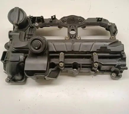 BMW 5 F10 F11 Rocker cam cover 