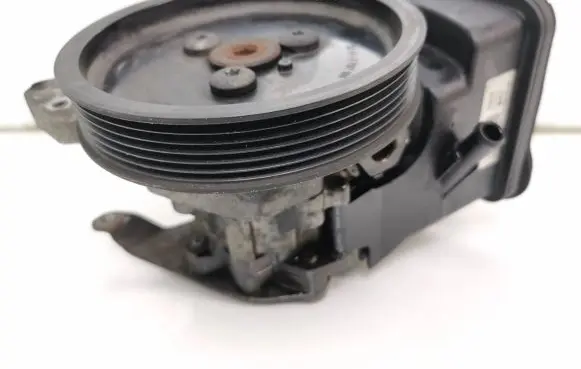 Power steering pump