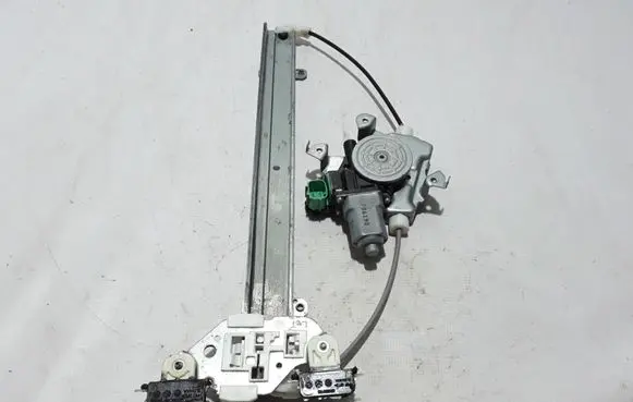 Front window lifting mechanism without motor