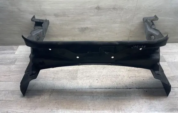 Jaguar XF X250 Bottom radiator support slam panel 8X238102AD