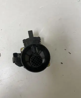 Mercedes-Benz E W211 Mass air flow meter 0281002535