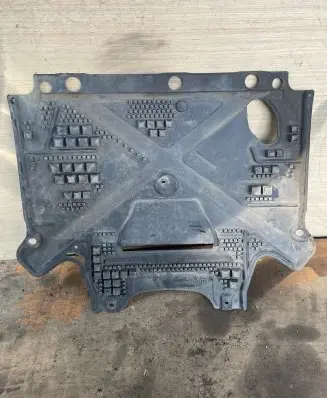 Audi A5 Sportback 8TA Engine splash shield/under tray 8K1863822L 8K2863822L