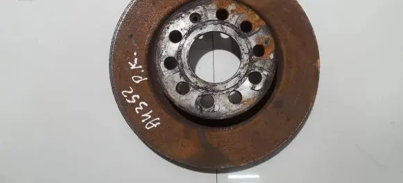 Audi A3 S3 8P Front brake disc ventiliuojamas