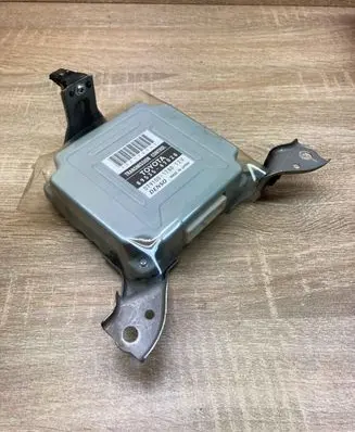 Toyota Prius (XW20) Gearbox control unit/module 8953547020 Used