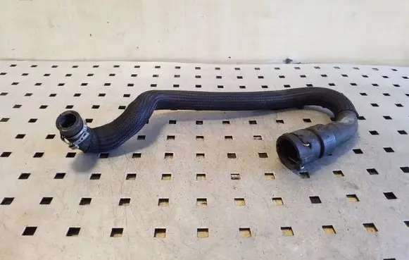 Volvo XC60 Engine coolant pipe/hose 30757462006