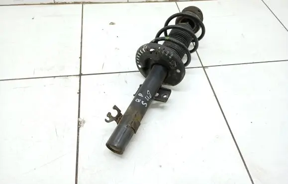 Volkswagen Up Front shock absorber with coil spring 1S0413031C VW120V58 7002562