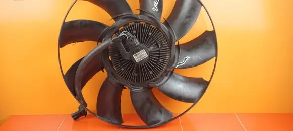 Land Rover Discovery 3 - LR3 Viscous fan clutch PGG500270 8MB33