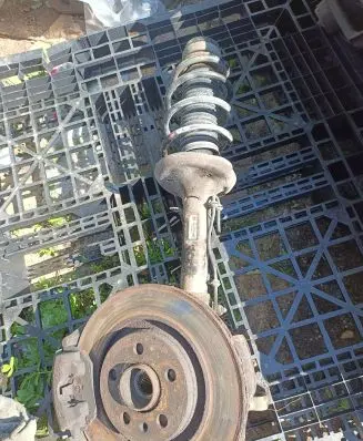 Audi A3 S3 8L Front wheel hub spindle knuckle 5559H