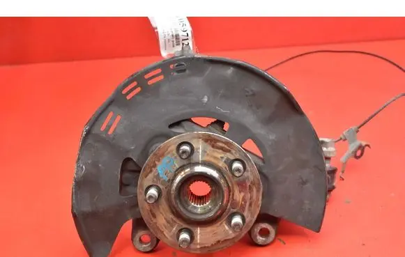 Toyota Yaris Front wheel hub spindle knuckle 