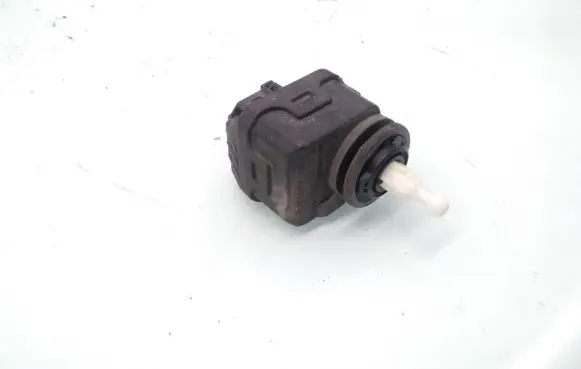 Audi A3 S3 8L Headlight level adjustment motor 8L0941295B