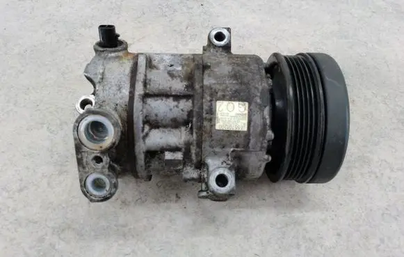 Opel Corsa D Air conditioning (A/C) compressor (pump) 