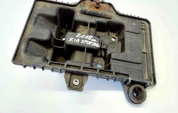KIA Sportage Battery box tray 37150D3500