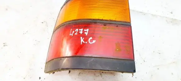 Volkswagen PASSAT B3 Rear/tail lights 333945111