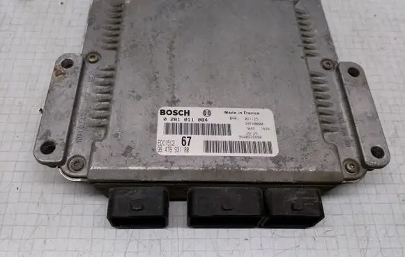 Citroen Xsara Picasso Engine control unit/module 0281011084 9647693180 9640938680