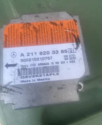 Mercedes-Benz E W211 Airbag control unit/module A2118203385