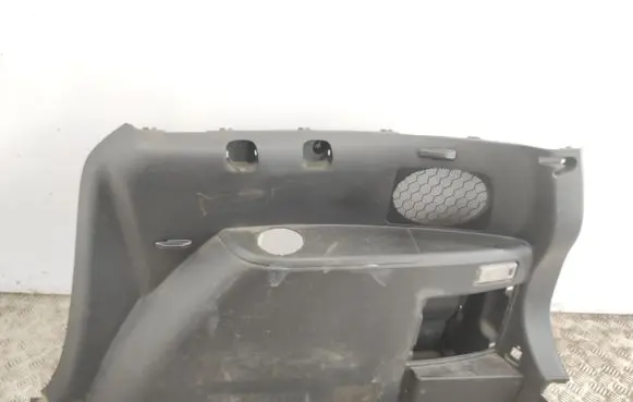 Trunk/boot lower side trim panel