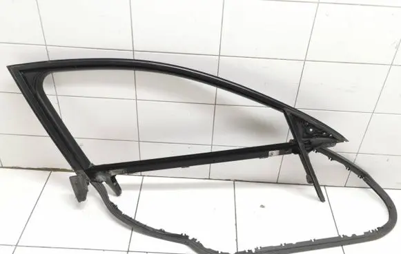 Audi A6 S6 C6 4F Front door window/glass frame 4f0837630 4f0867382c 4f086736c