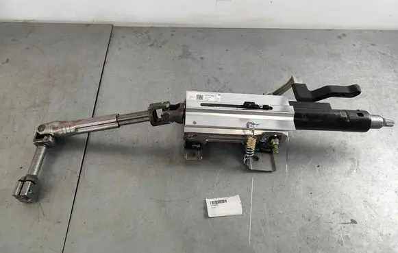Volvo C40 Steering wheel axle 32400092 32269252