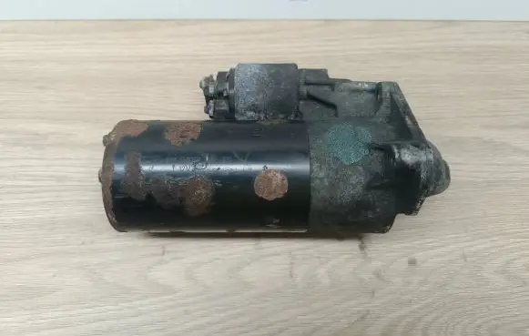Volvo V70 Starter motor 0001109311
