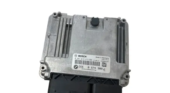 BMW 5 F10 F11 Engine control unit/module 8574380 031286279 0281019872